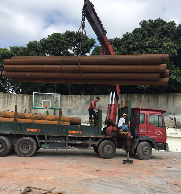 施工現(xiàn)場安裝