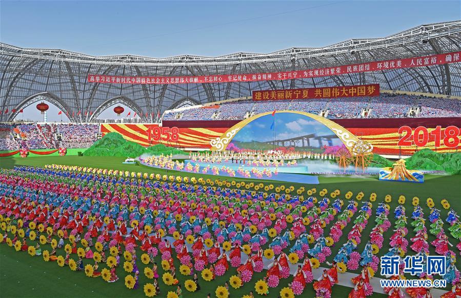 膜結(jié)構(gòu)車棚